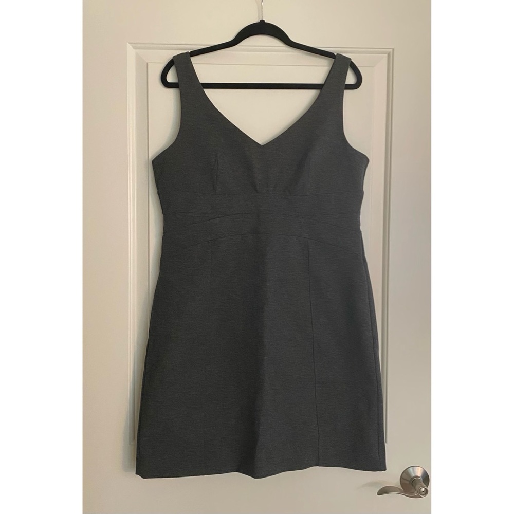 New York & Company Dark Gray Sleeveless Dress | size 16 | NY&Co
